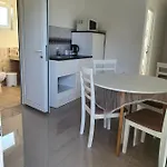 Larimar Guest house Costinesti
