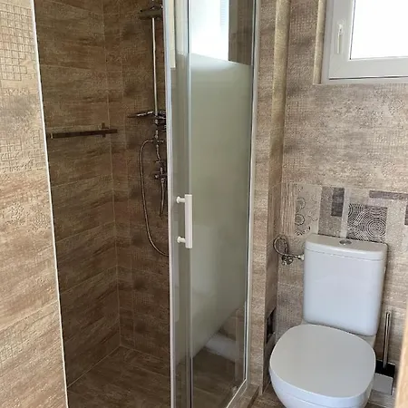 Πανσιόν Larimar 3*