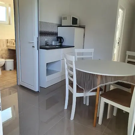 Larimar Guest house Costinesti