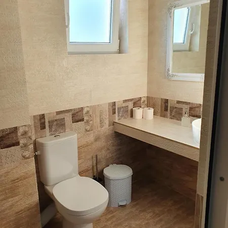 Larimar Guest house